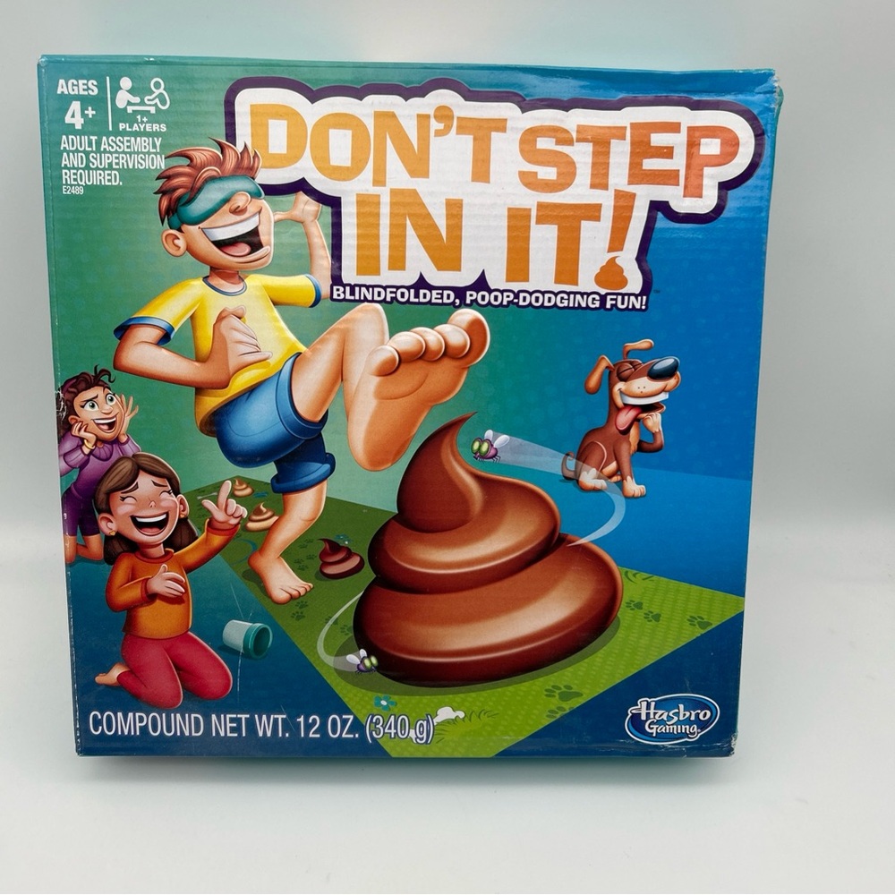Boardgame Hasbro Don't Step In It Poop Dodging Board Game Kids Family Open Box